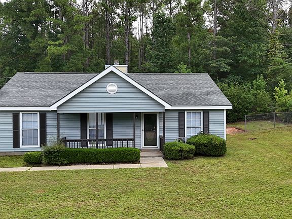 2nd image of 302 Green Dr