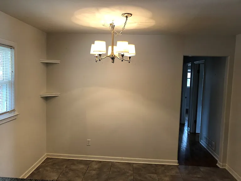 1010 Green Valley Rd SW — Photo 13