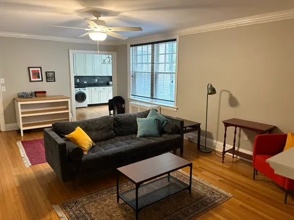 4637 Pine St APT D205, Philadelphia, PA 19143