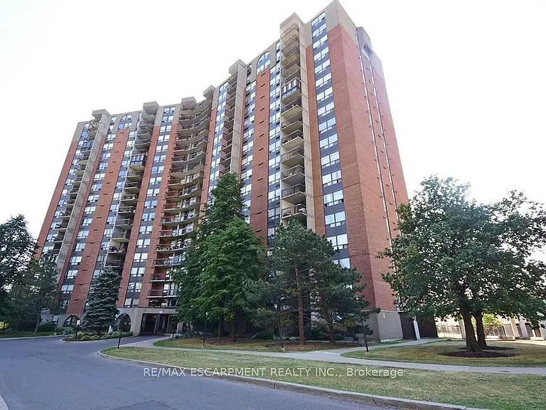 50 Mississauga Valley Blvd #1516 — Photo 1