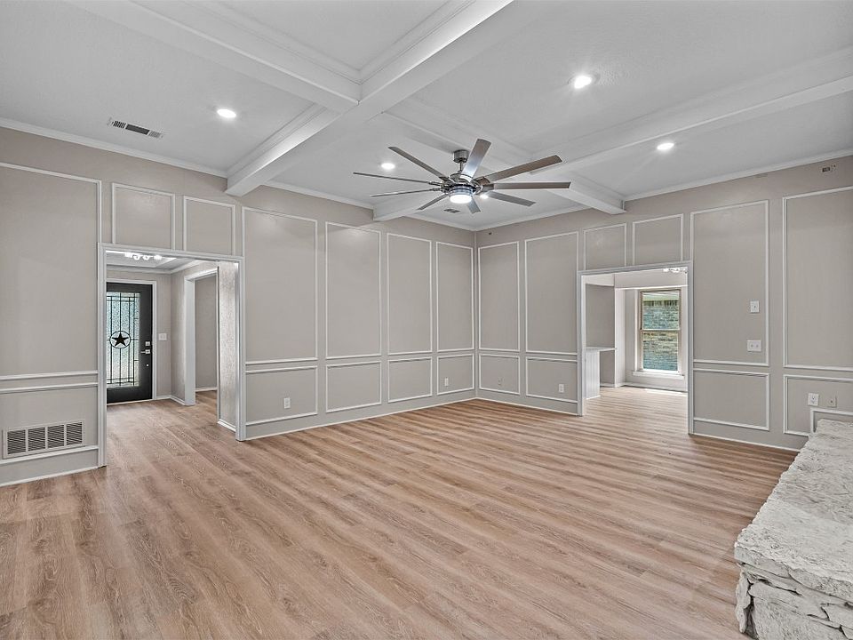 1st image of 3313 Canterbury Dr