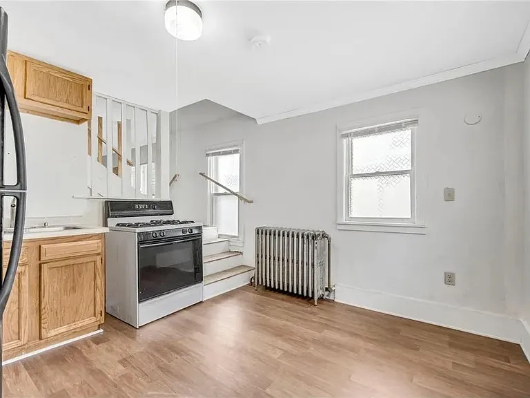 628 Parkway Dr — Photo 16