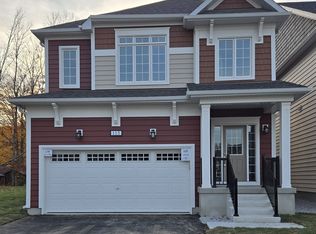115 Beechwood Forest Ln, Gravenhurst, ON P1P 0H8
