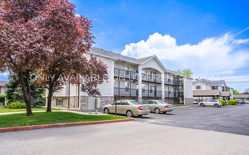 Building Photo - 909 N 500 W #9