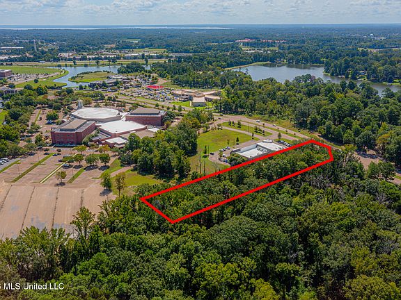4th image of Highland Colony Pkwy