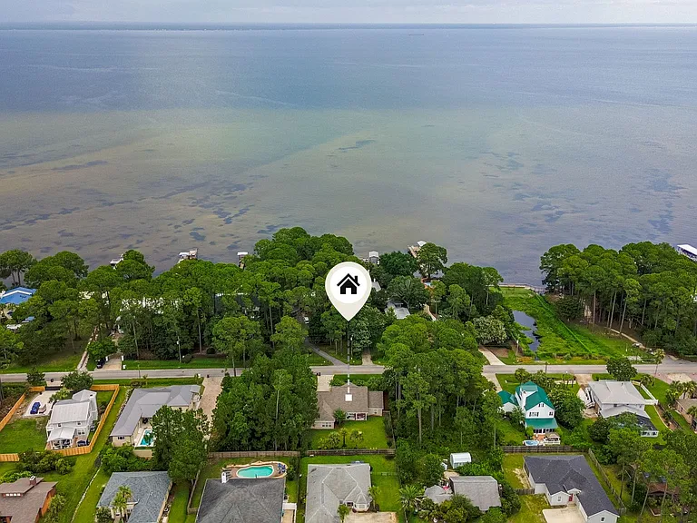 615 Shore Dr — Photo 63