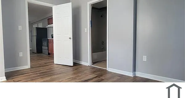 2606 Talbot Rd #107 — Photo 5