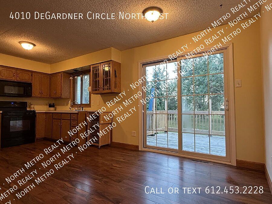 1st image of 4010 Degardner Cir NW