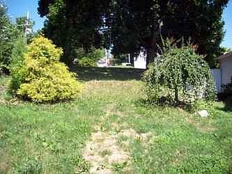 Large Yard/Corner Lot