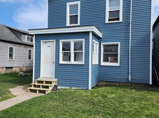 207 5th St S #6, Virginia, MN 55792