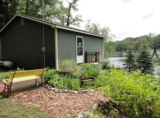 921 Lake Dr, Harrison, MI