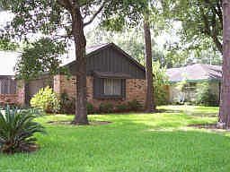 2nd image of 1712 Fairhill Cir