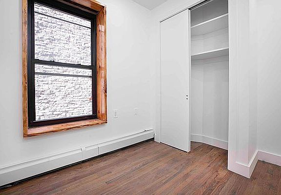 4th image of 340 E 105th St APT 6A