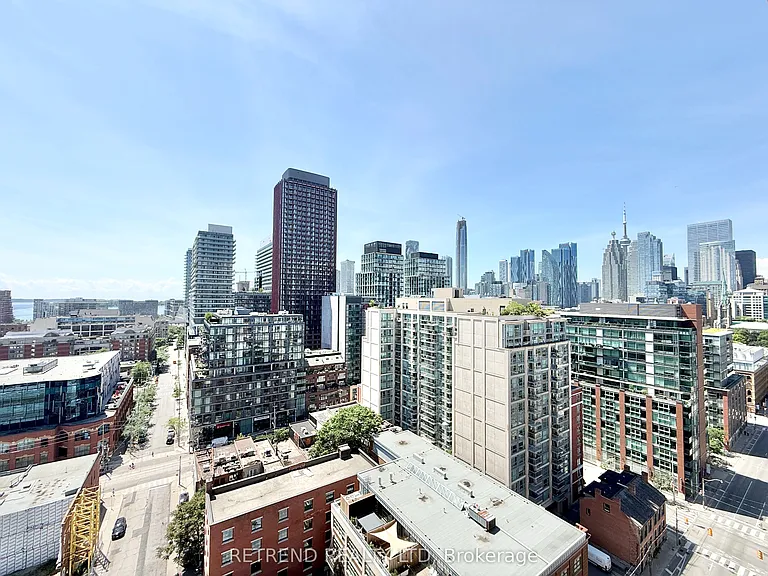 400 Adelaide St E #2204 — Photo 36