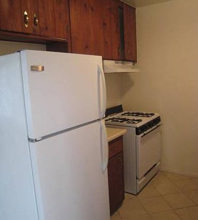 2nd image of 4450 Rosebud Ln APT D