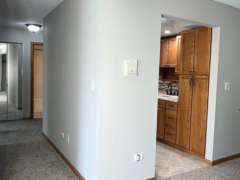 114 E Bailey Rd #M — Photo 4