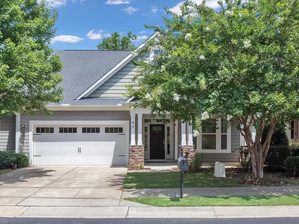 63 White Pine Dr, Clayton, NC 27527