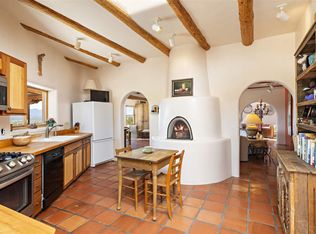 35 Camino Cabreros, Lamy, NM 87540