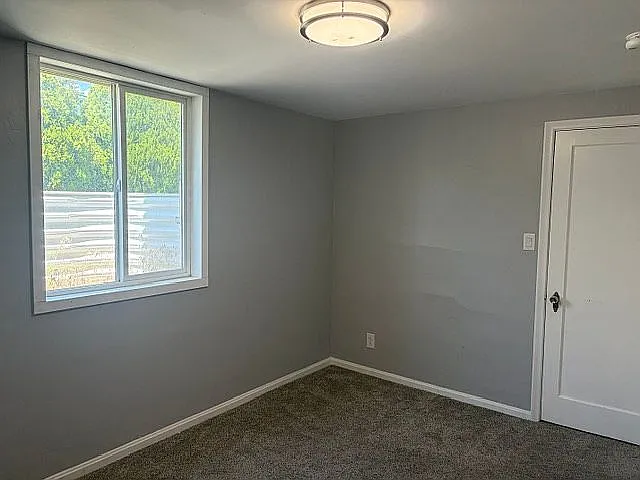 S Cyprus Ln — Photo 1