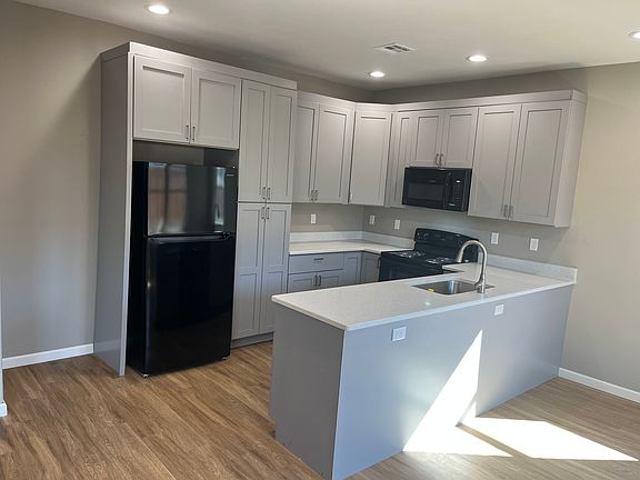 2nd image of 3212 Meadow Ln #Adu