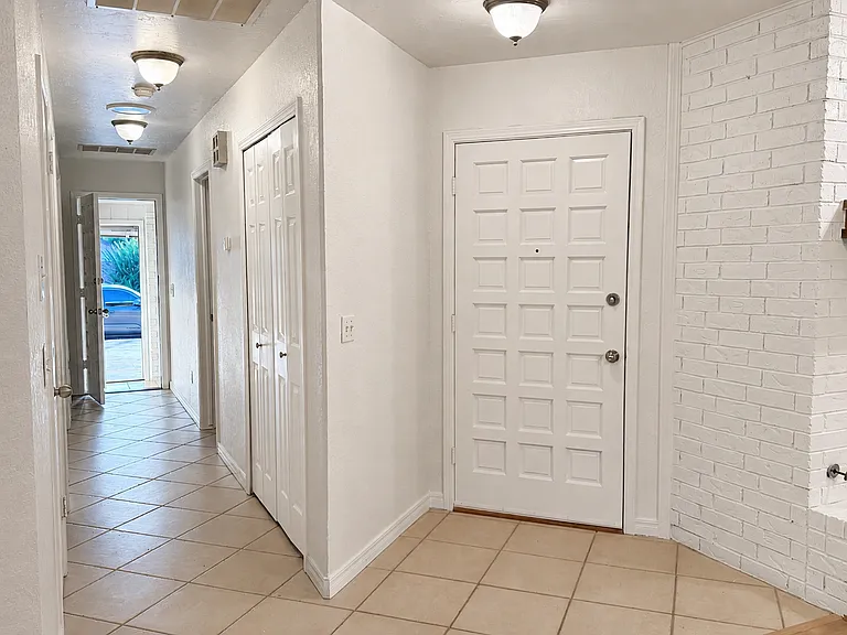 1724 Lionsgate Cir — Photo 18