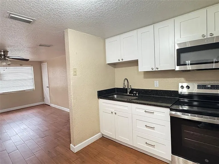 37221 Marlu Ln — Photo 12