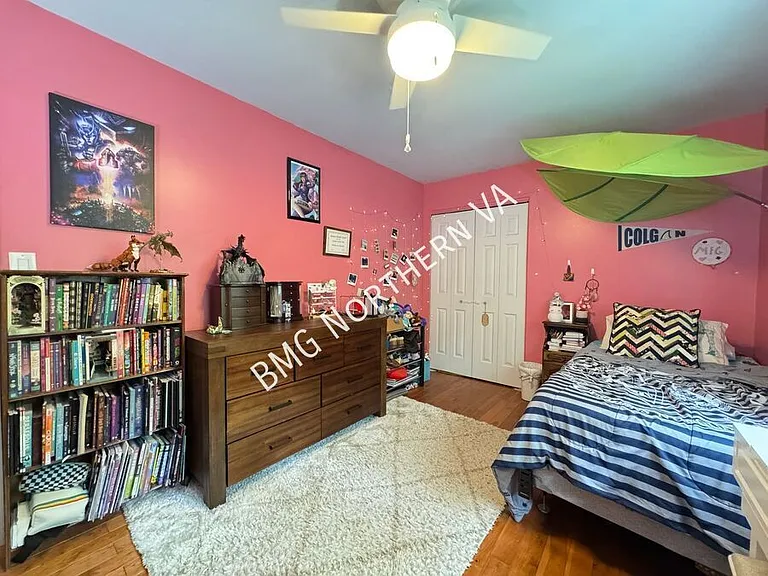 4800 Occoquan Overlook — Photo 35