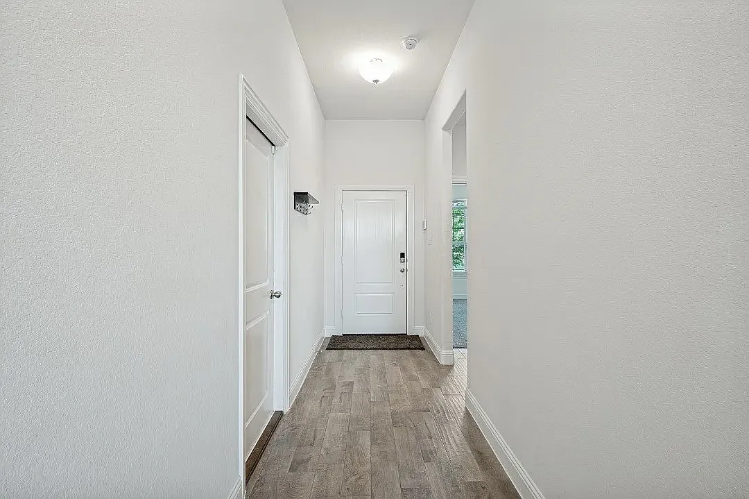3 bed, 1517 sqft, $2,150 — Photo 3