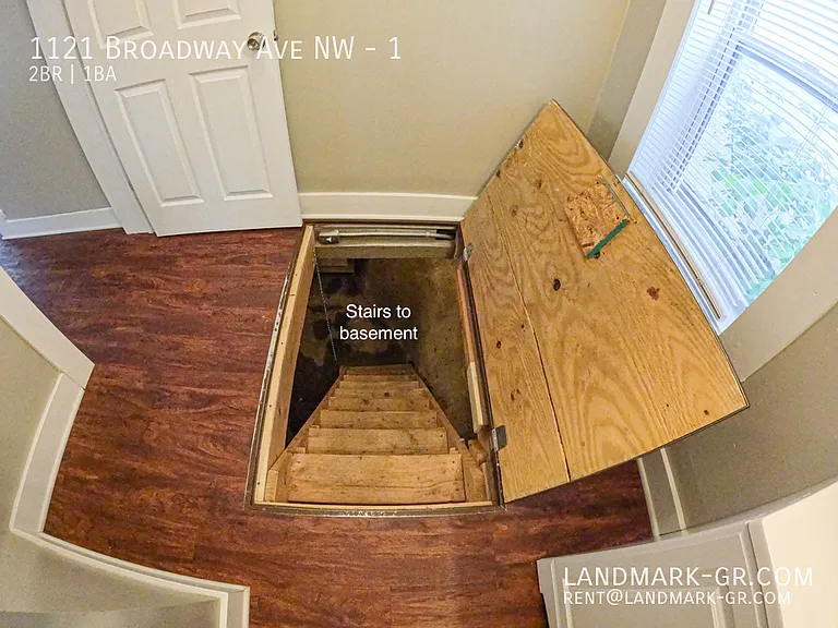1121 Broadway Ave NW #1 — Photo 14