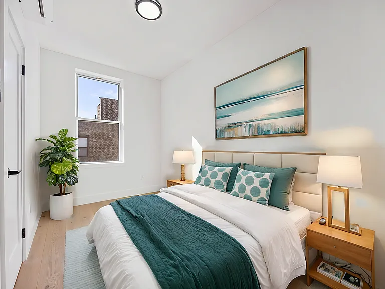 34-06 44th St #3R — Photo 16