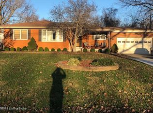10313 Sunlight Ln, Louisville, KY 40272