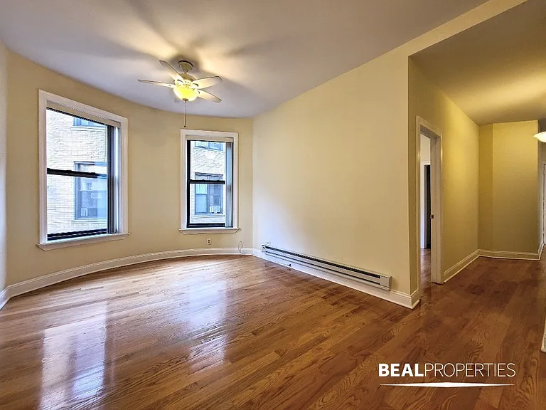 1220 N Dearborn St #A2 — Photo 2