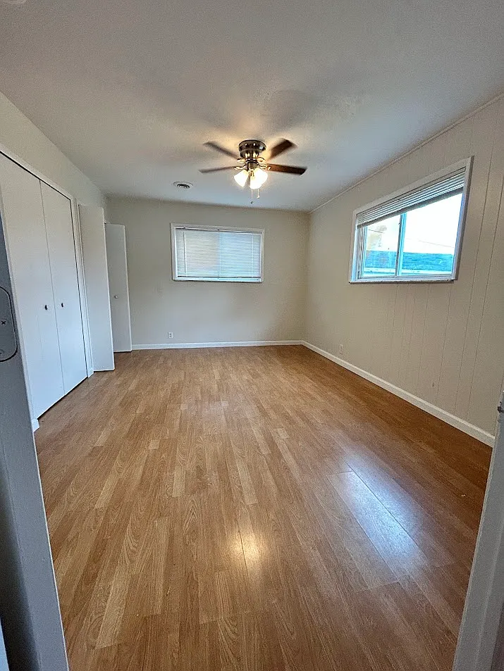 3 bed, 1256 sqft, $1,870 — Photo 4