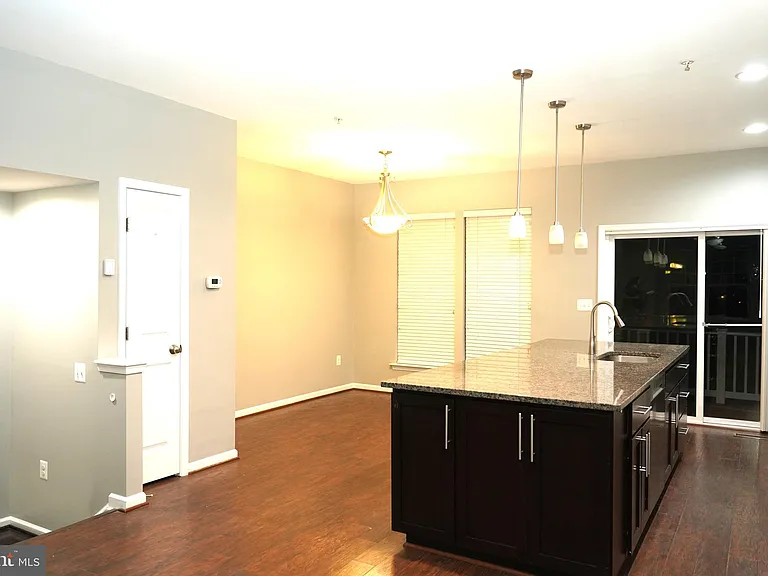 22410 Glenbow Way — Photo 5