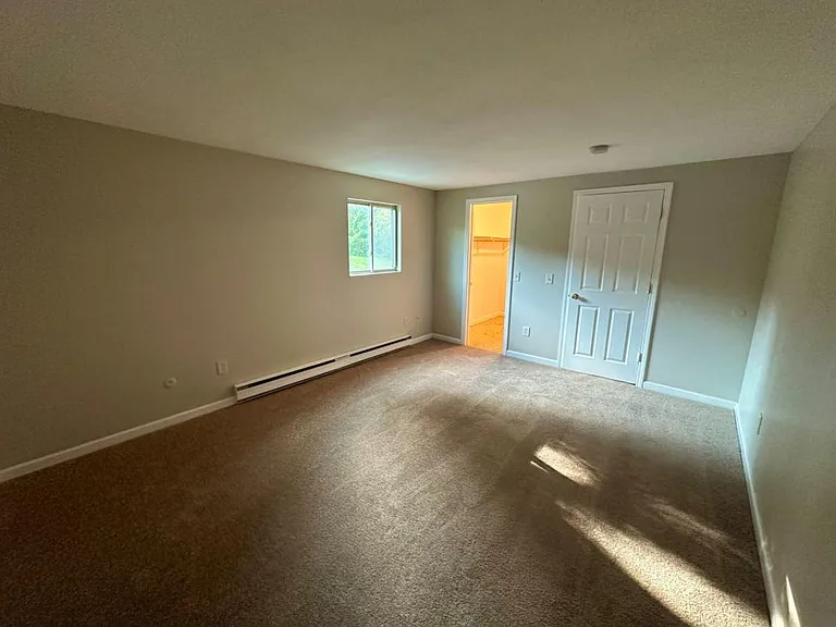 Hartford Mills Apartments — Photo 5