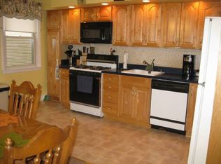 19 Glenhaven Rd, Glenolden, PA 19036