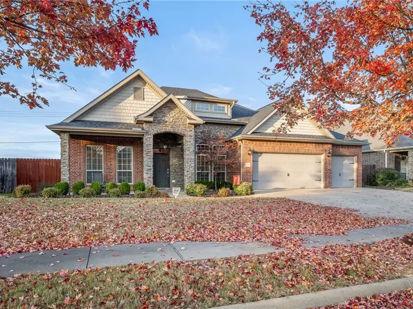 1404 SW Wisteria Ave, Bentonville, AR 72713