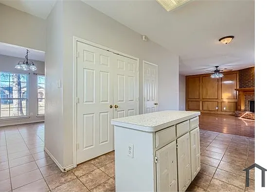 2420 Waterloo Ln — Photo 11