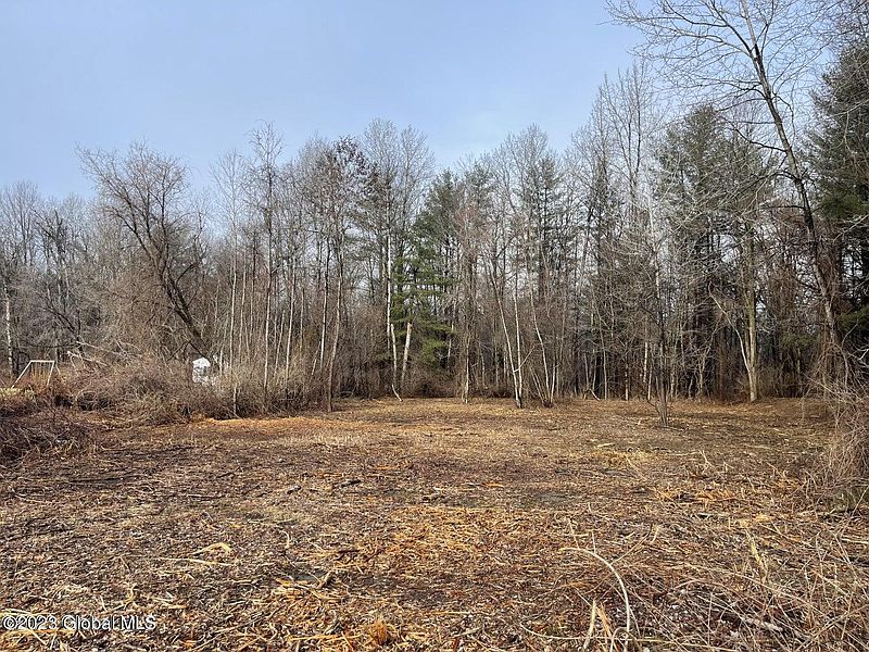 2nd image of 2721 W Lydius Street