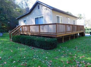 2776 Pangburn Hollow Rd, Monongahela, PA 15063