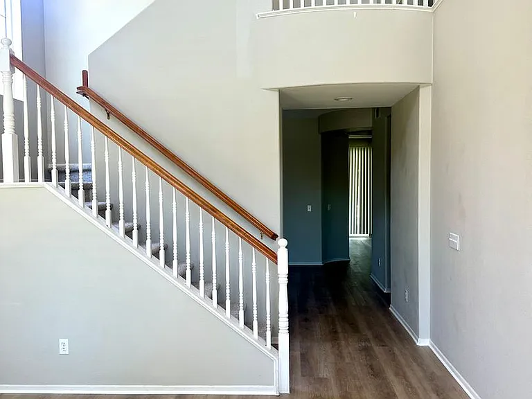 36026 Kiel Ct — Photo 5