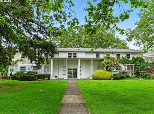 6937 Northeast Broadway, Portland, OR