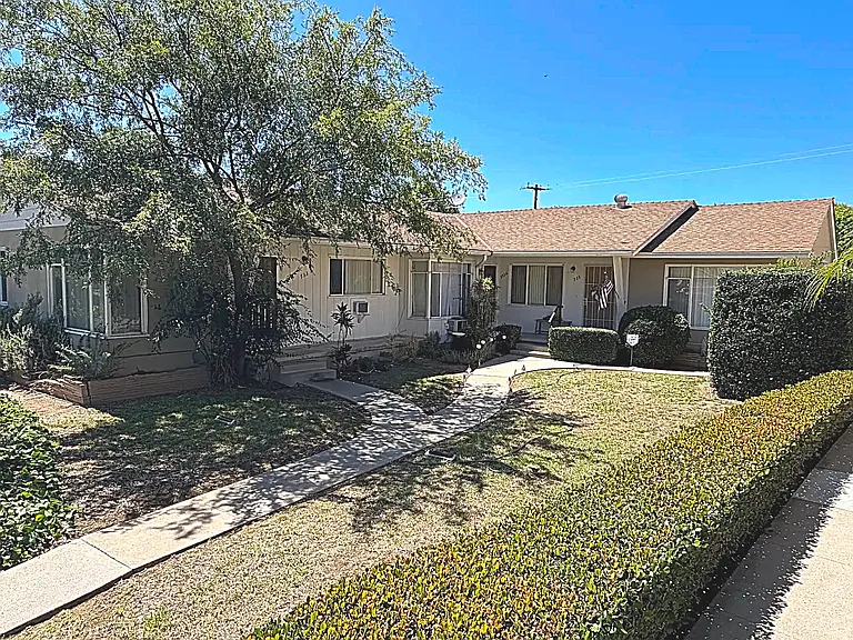 735 Barris Dr #735 — Photo 2