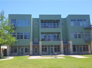 2401 E 6th St APT 4061, Austin, TX 78702