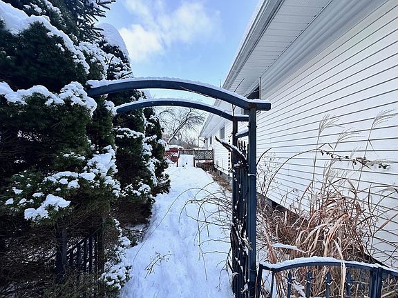 2nd image of 9 Hillcrest Drive
