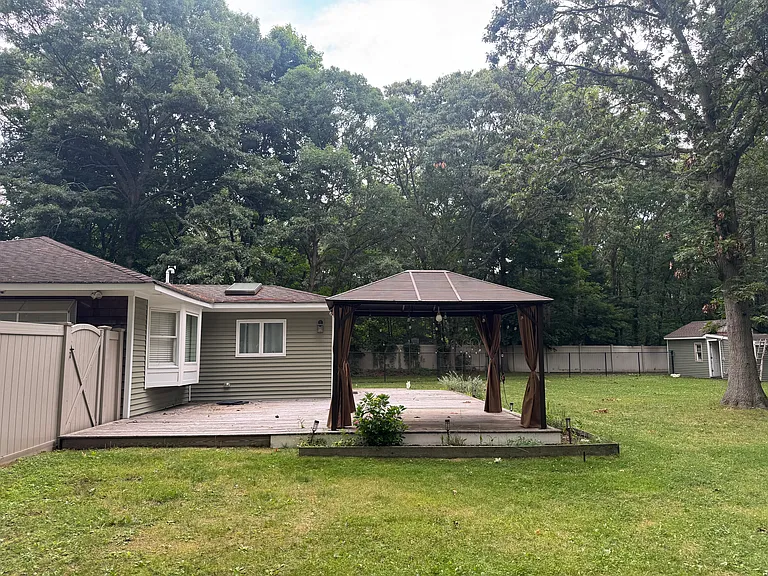 361 Wading River Rd — Photo 22