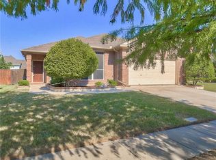9704 Hathman Ln, Fort Worth, TX 76244