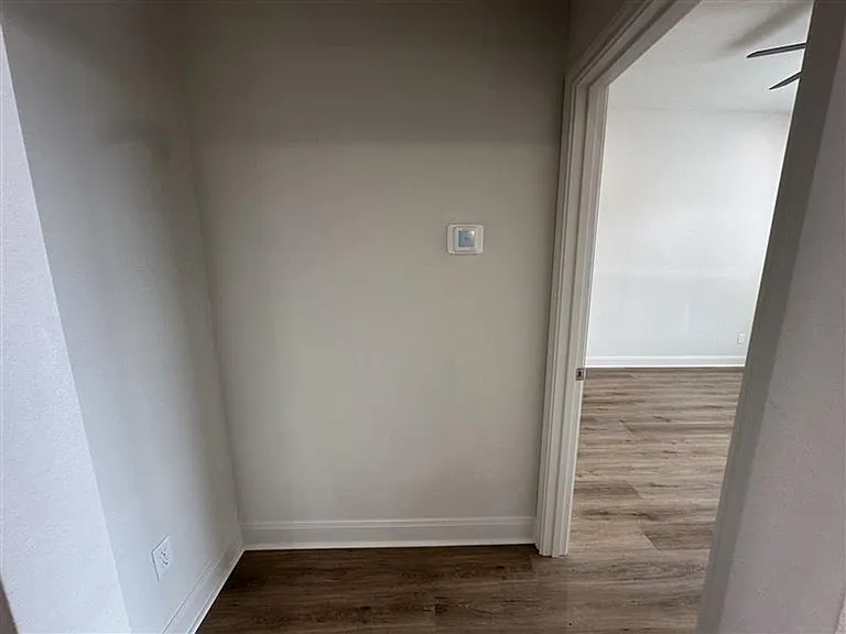 8406 Cambridge Rd — Photo 19