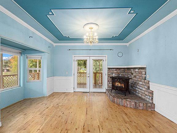 2nd image of 802 W Main Ave