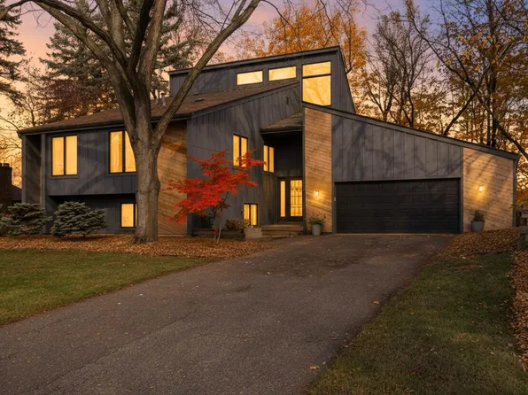 830 Brockton Ln N, Plymouth, MN 55447